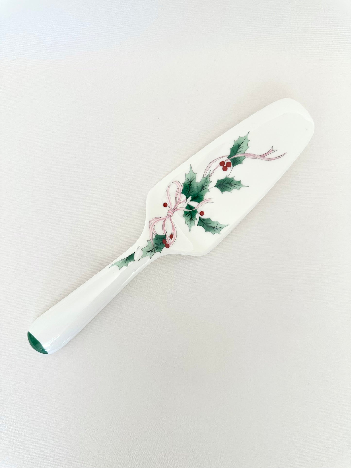 Holly Cake Serving Set