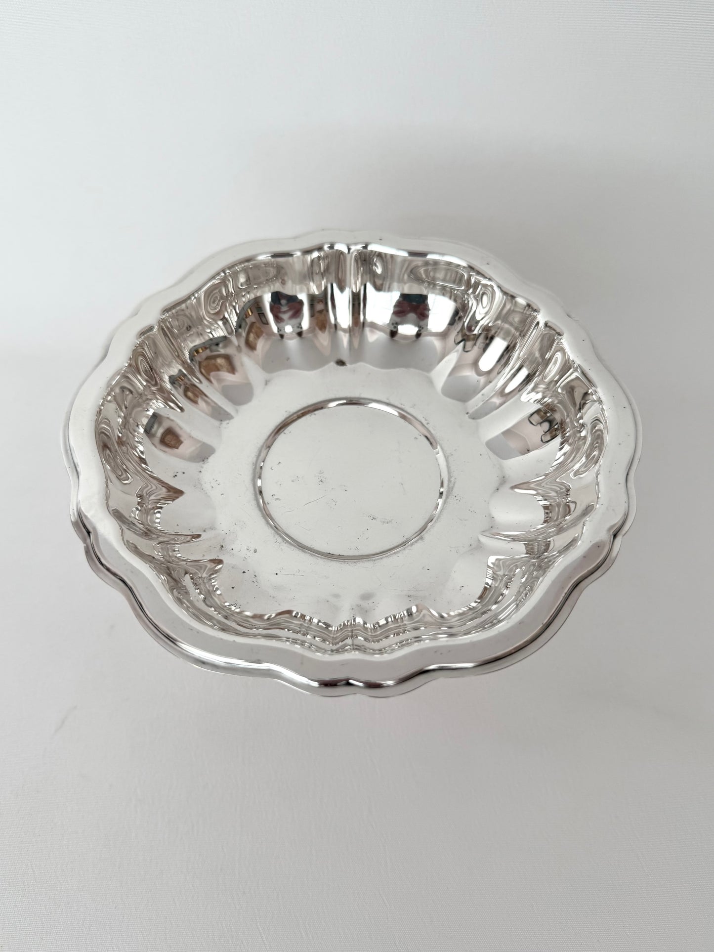 Liadan Pedestal Dish