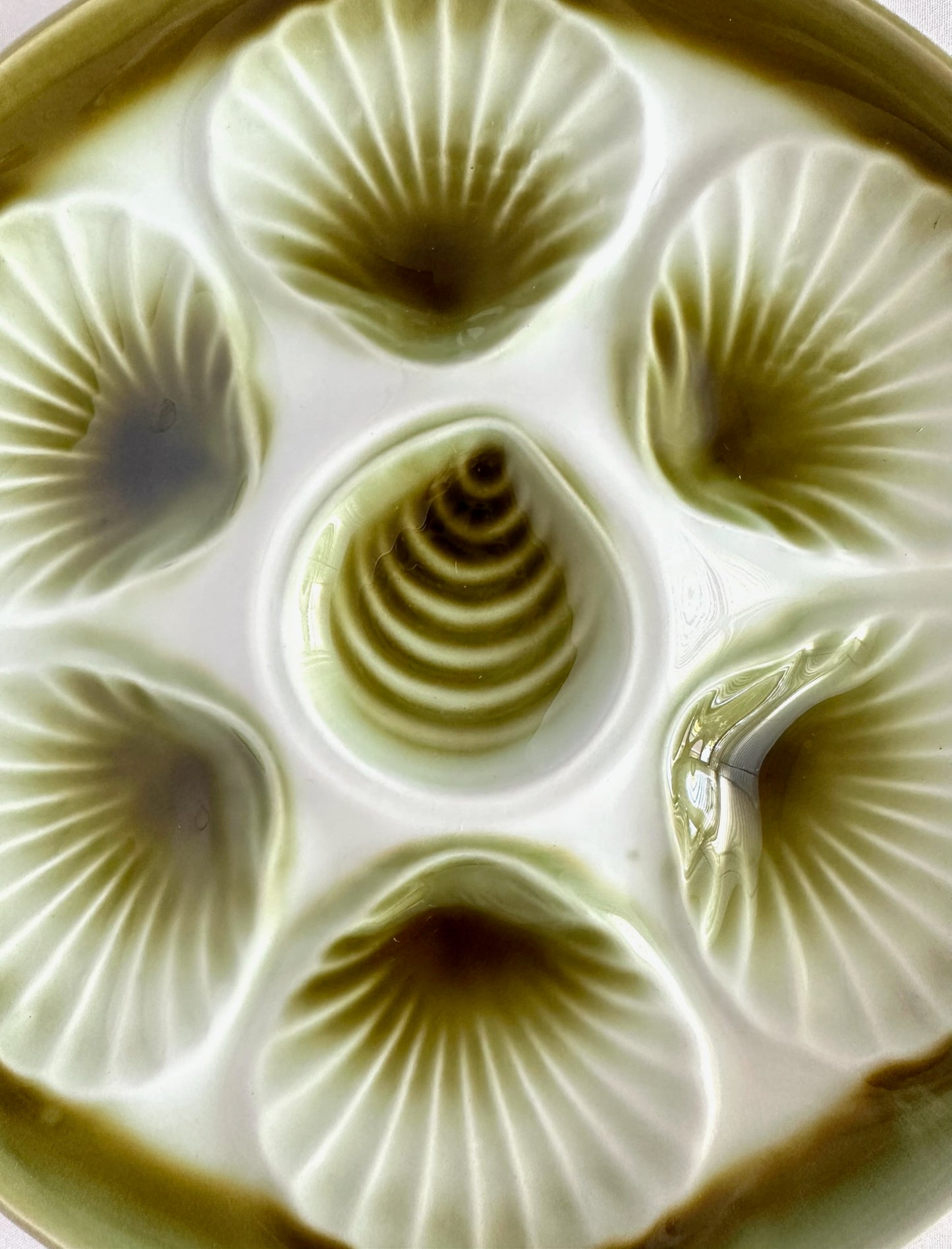 Teagon Oyster Plate