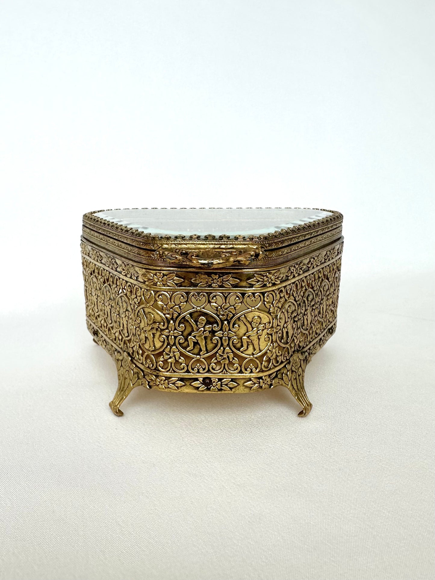 Jocelina Jewelry Casket