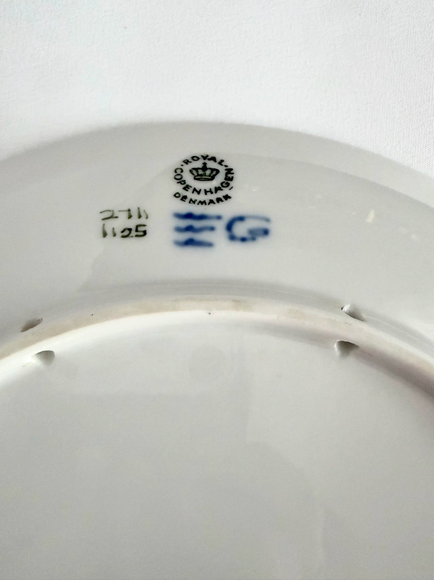 Farnham Decorative Plate