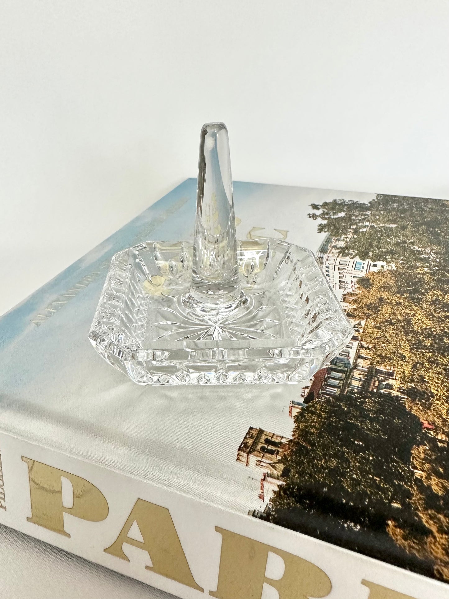 Amara Cut Crystal Ring Dish
