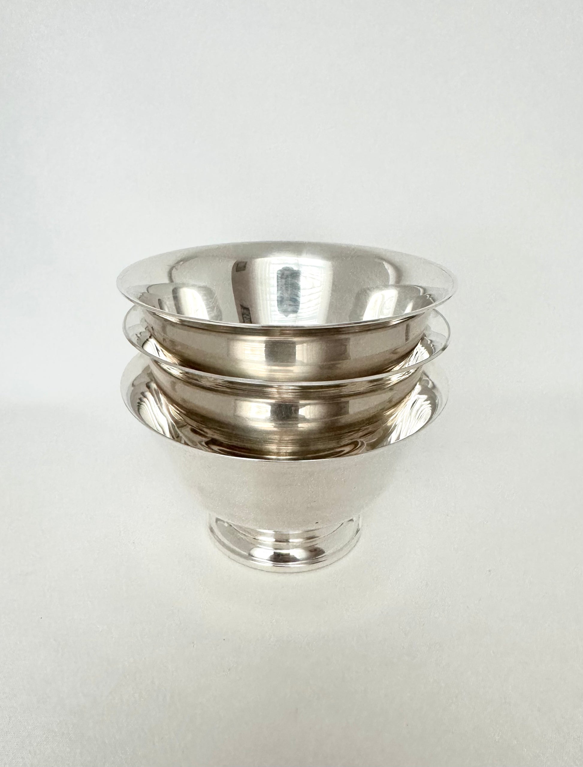 Vintage mini silverplate Revere style bowls set of three.