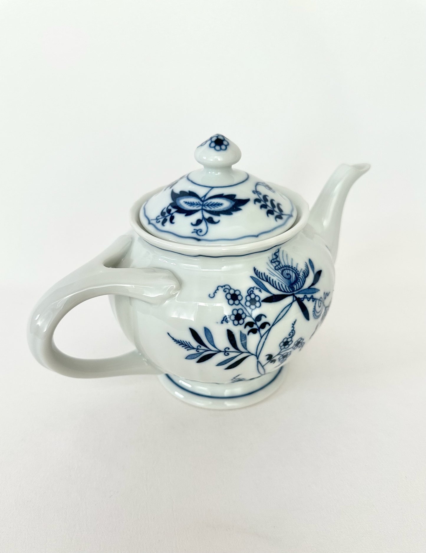 Piper Chinoiserie Teapot
