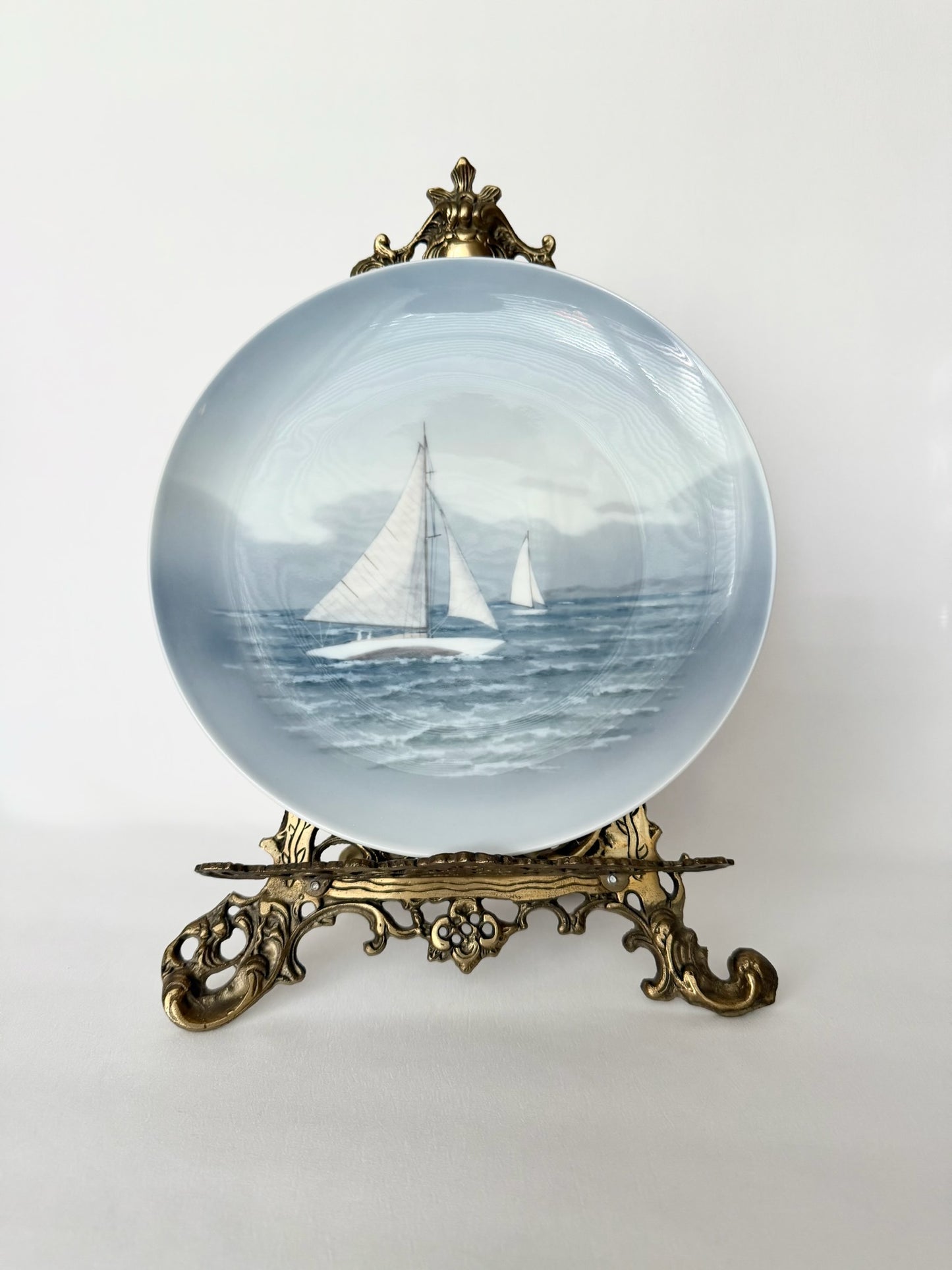 Farnham Decorative Plate