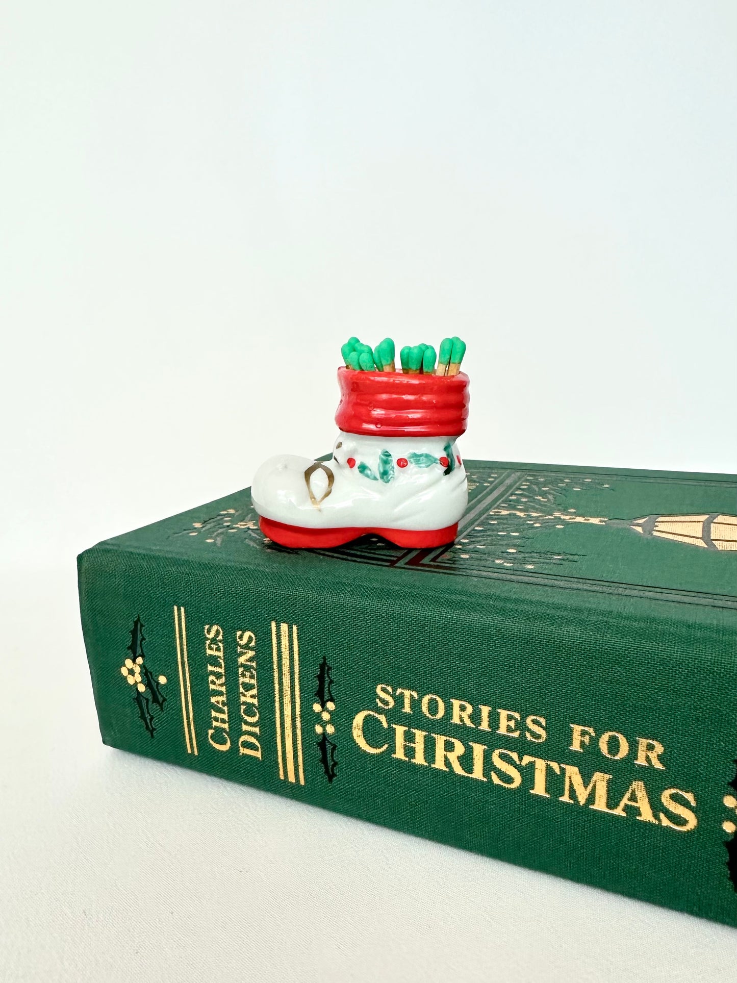 Jolly Santa Boot Matchstick Vessel