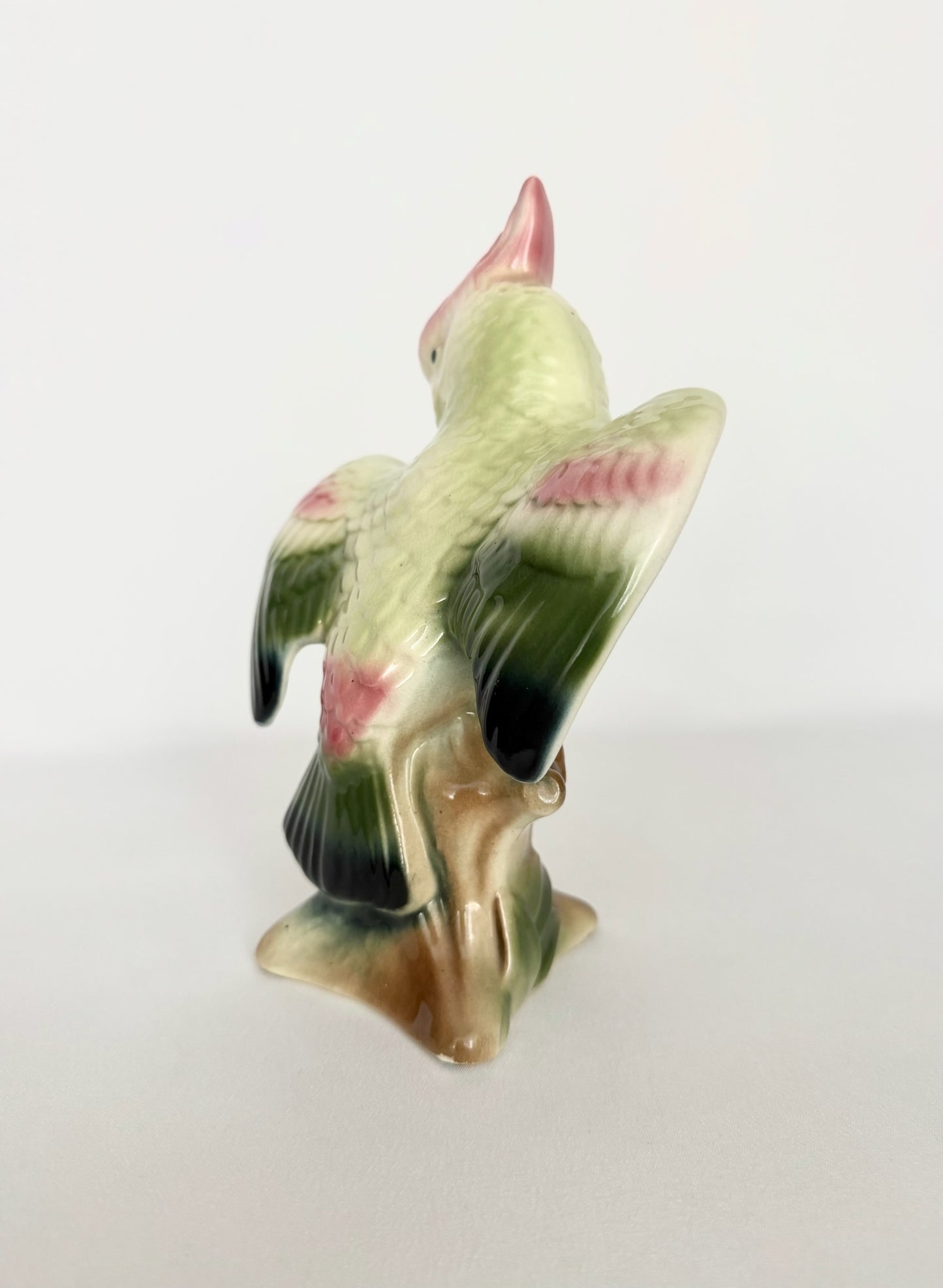 Ozuru Cockatoo Figurine