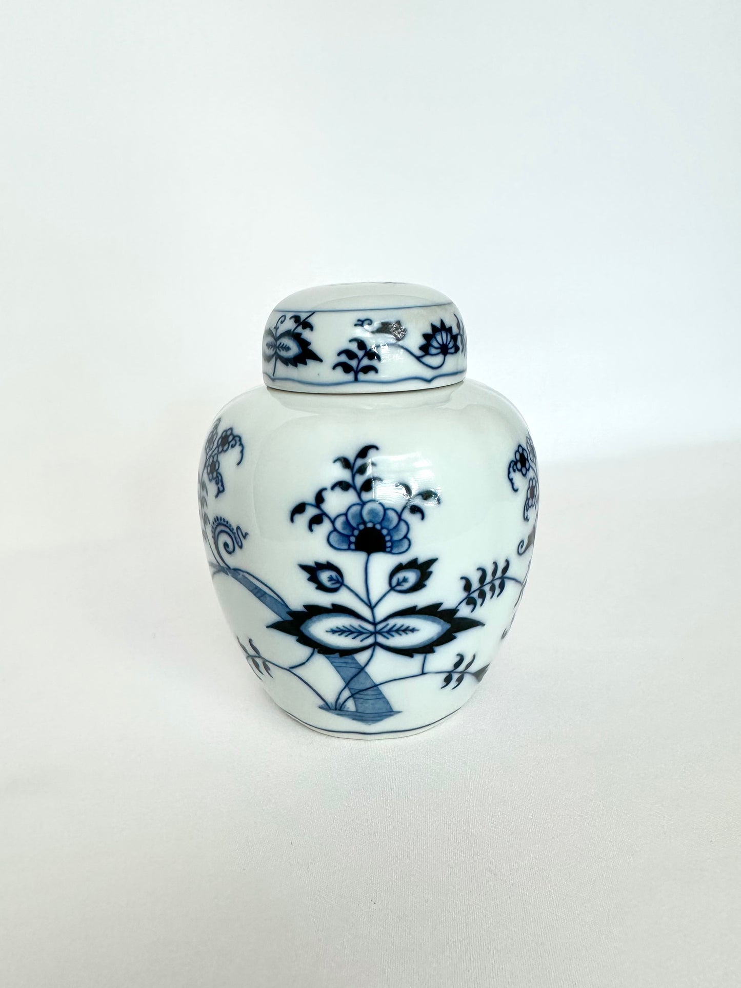 Piper Porcelain Ginger Jar