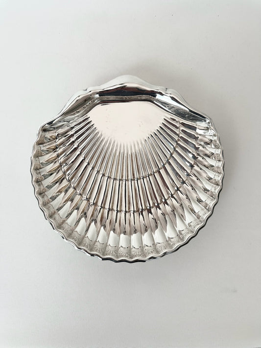 vintage silverplate medium clamshell dish with ball feet