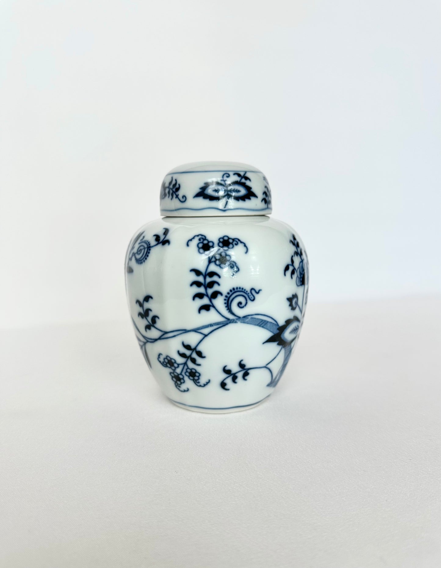 Piper Porcelain Ginger Jar
