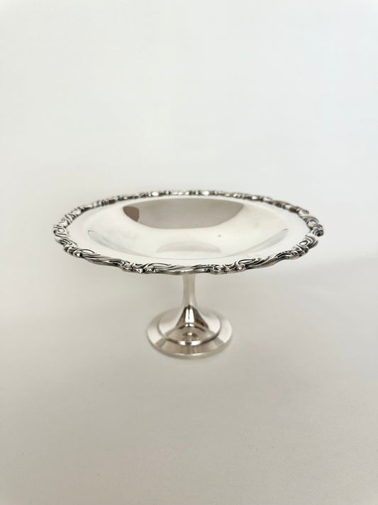 vintage silverplate pedestal dish with ornate rim by oneida