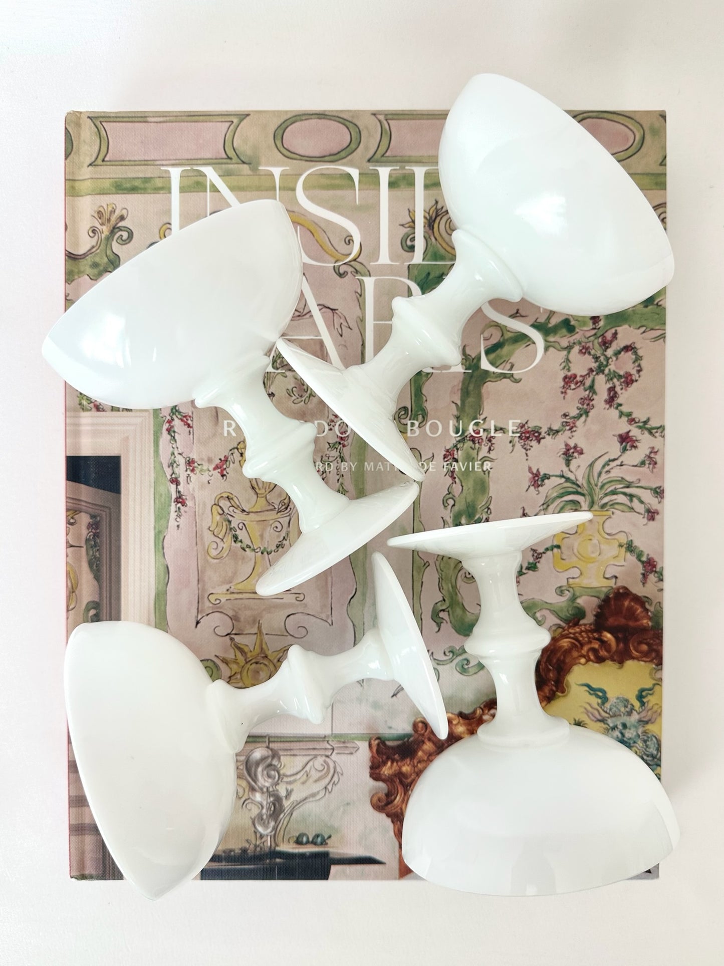 vintage white opaline glass coupes set of four by Portieux Vallerysthal