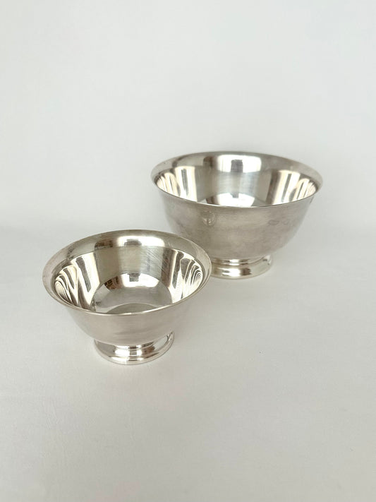 Vintage silverplate small revere style serving bowls set of two.