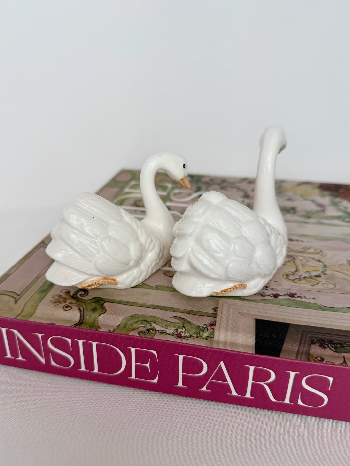 Fauna Swan Salt & Peppers