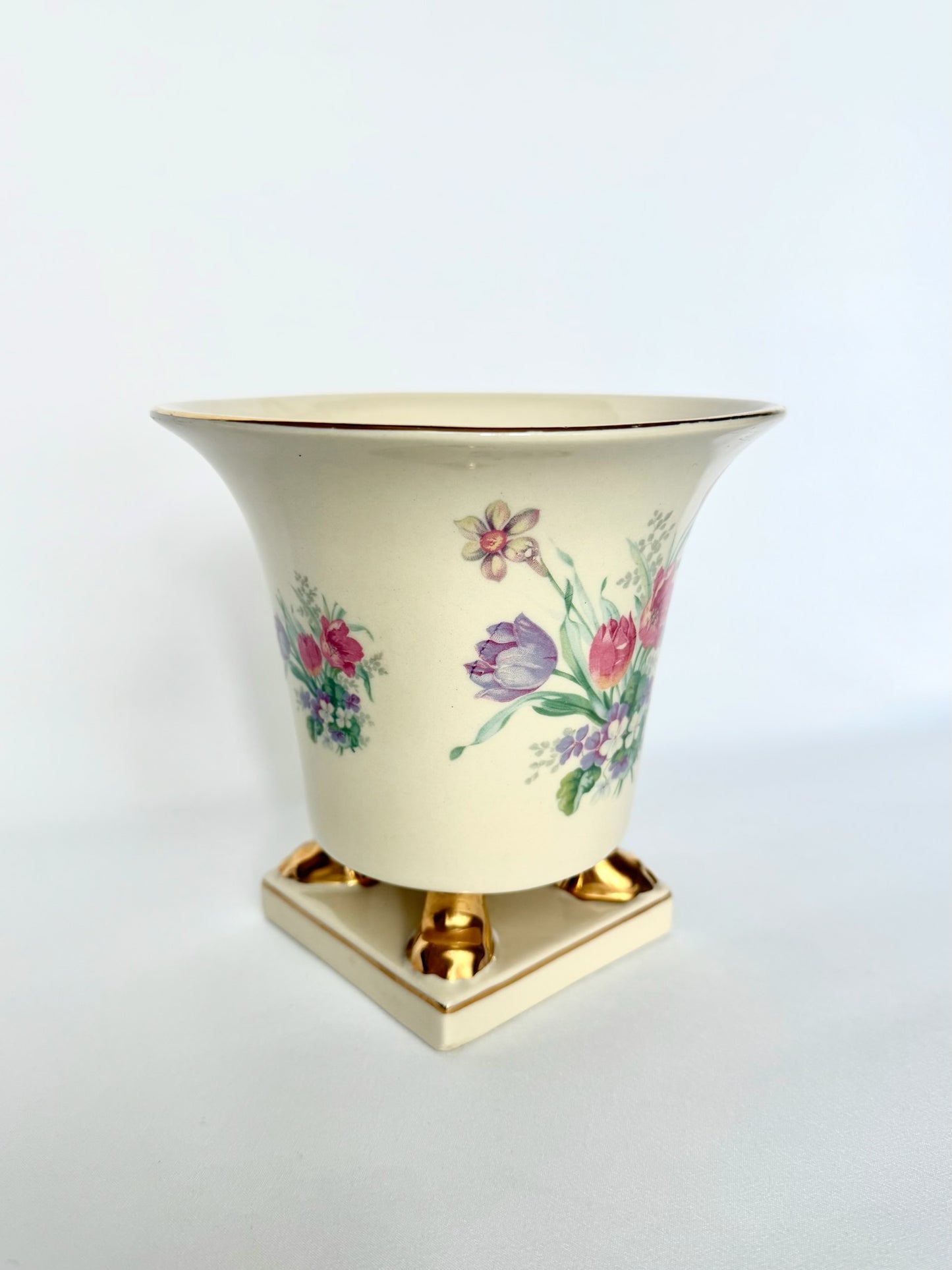 Laleh Cache Pot