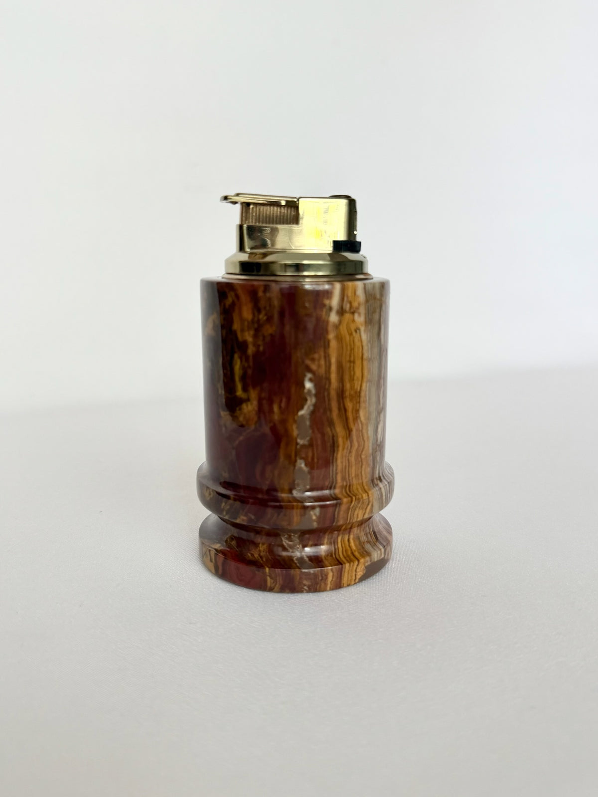 Thora Onyx Table Lighter