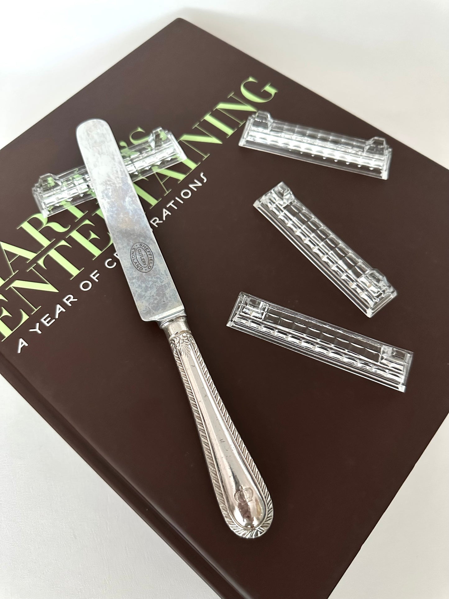 Vintage crystal knife rests set of four