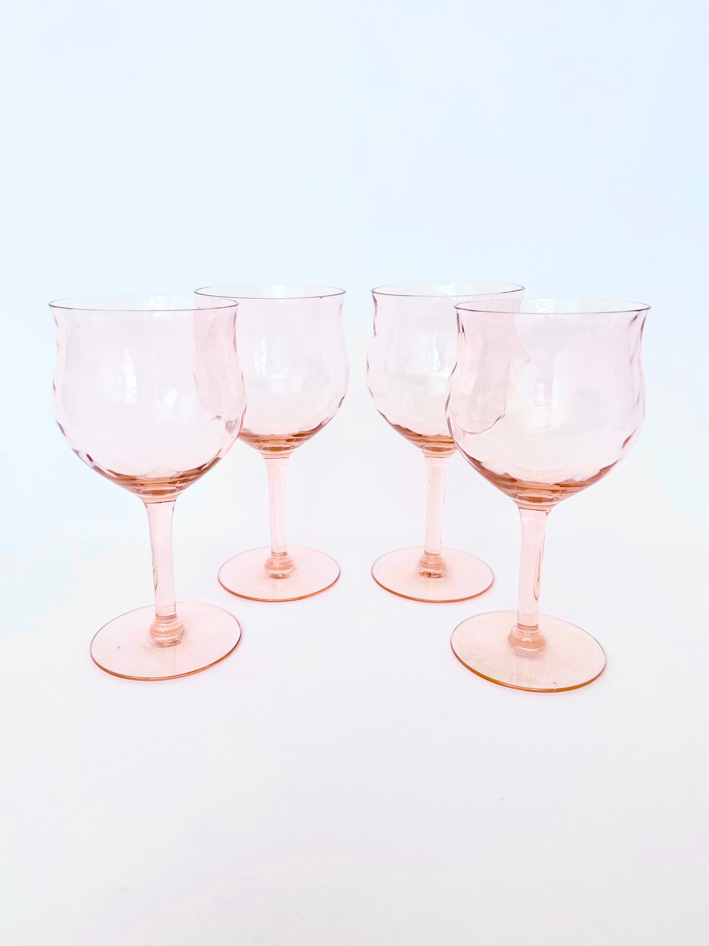 Amora Optic Wine Glasses