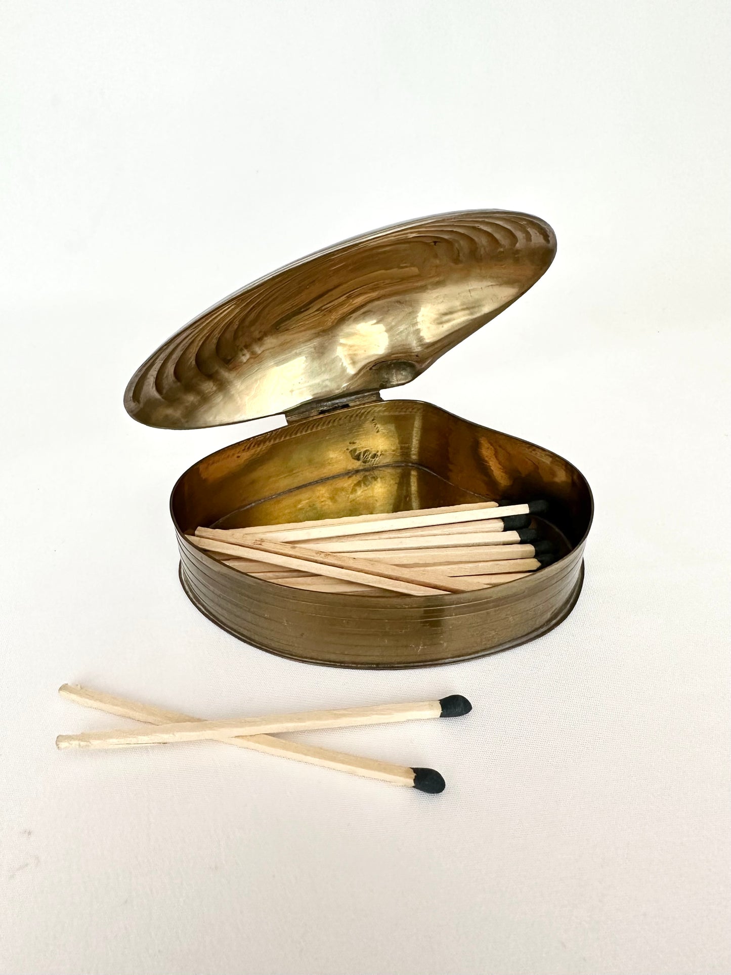 Ariel Clamshell Matchstick Vessel